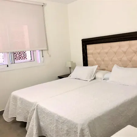 Rentcostadelsol Boliches Penelope * Fuengirola