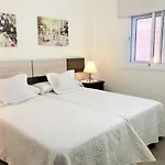 Rentcostadelsol Boliches Penelope フエンヒロラ